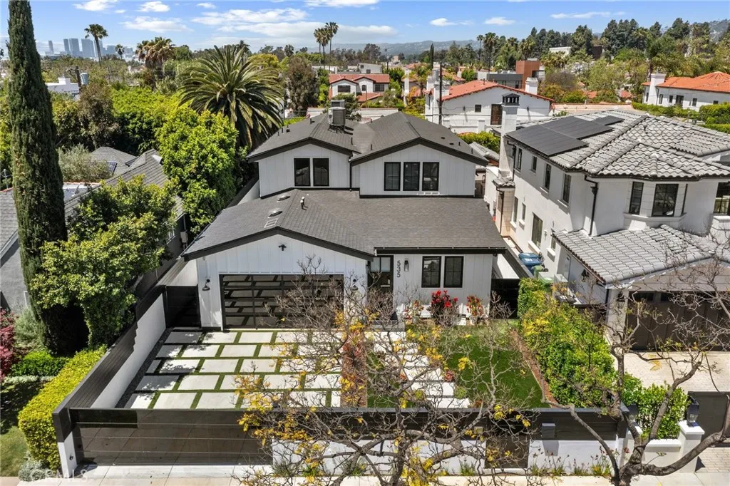 535 N Sierra Bonita Avenue, Los Angeles, California 90036 home-pic-5